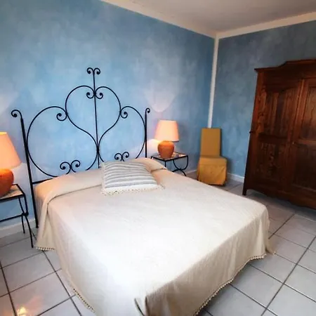 Casa Tilly, La Conia *